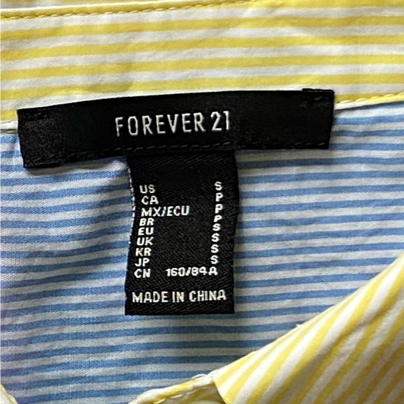 Forever 21 Collared Button Down Top - Picture 3 of 5